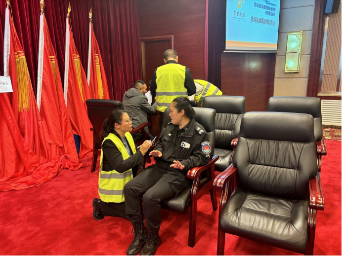 2-2511240943293c.png 2-2511240943293c.png